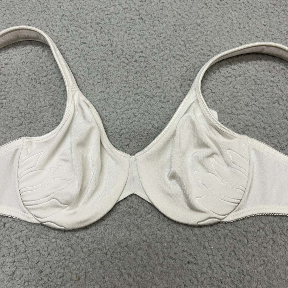 Bali Bra 34C T-Shirt Bra 3353 Live It up seamless Underwire Bra